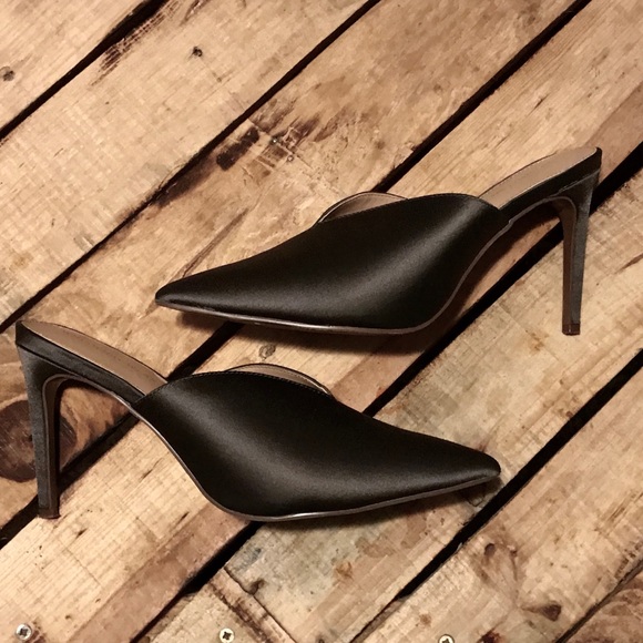Black pointed heeled mules - Picture 6 of 8